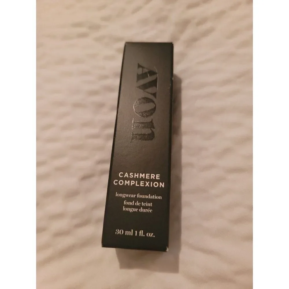 Avon Cashmere Complexion Longwear Foundation - Color: Cannoli DISCONTINUED